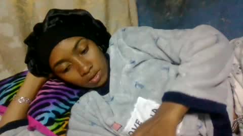 Snapshot of ninaeaa chatting on July 1, 7:57 pm ninaeaa online show from July 1, 7:57 pm