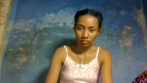Snapshot of ninaeaa chatting on July 3, 10:10 am ninaeaa online show from July 3, 10:10 am