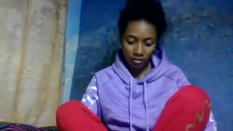 Snapshot of ninaeaa chatting on July 6, 4:53 am ninaeaa online show from July 6, 4:53 am