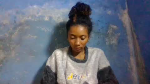 Snapshot of ninaeaa chatting on July 9, 2:21 pm ninaeaa online show from July 9, 2:21 pm