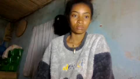 Snapshot of ninaeaa chatting on July 12, 4:03 am ninaeaa online show from July 12, 4:03 am