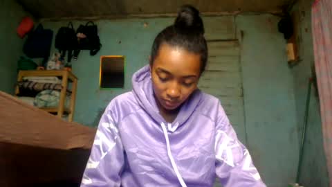 Snapshot of ninaeaa chatting on July 25, 7:28 am ninaeaa online show from July 25, 7:28 am
