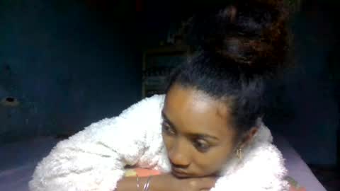 Snapshot of ninaeaa chatting on July 28, 3:21 pm ninaeaa online show from July 28, 3:21 pm