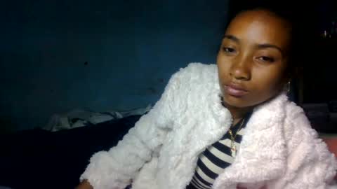 Snapshot of ninaeaa chatting on July 28, 8:52 pm ninaeaa online show from July 28, 8:52 pm