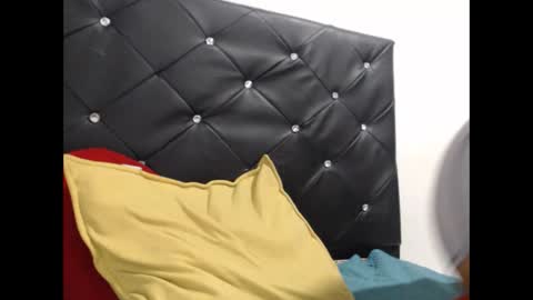 Snapshot of ninapalmer chatting on December 1, 7:58 pm Ninapalmer online show from December 1, 7:58 pm