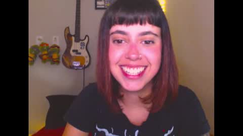 ninapellegrini17 online show from October 15, 11:49 pm