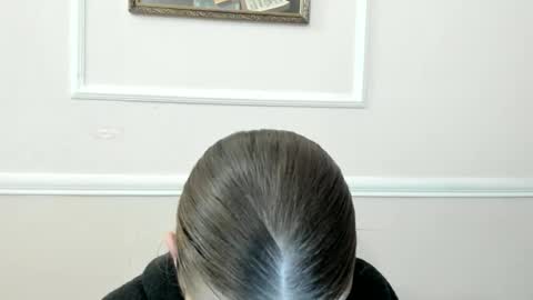 ninarihh online show from December 2, 11:48 am