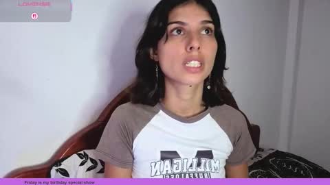 ninasky19 online show from December 18, 12:06 am