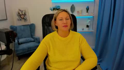 ninastarle online show from October 4, 11:41 am