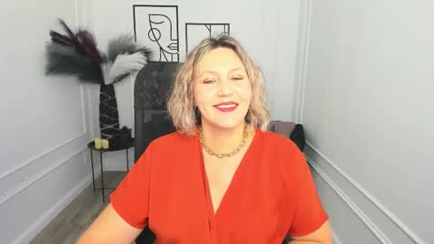 ninastarle online show from November 14, 5:28 am