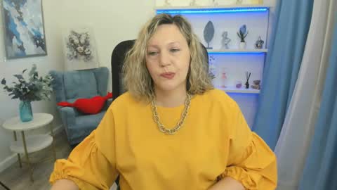 ninastarle online show from April 16, 4:35 am