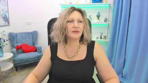 ninastarle online show from April 24, 12:07 pm