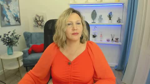 Snapshot of ninastarle chatting on May 5, 1:30 pm ninastarle online show from May 5, 1:30 pm