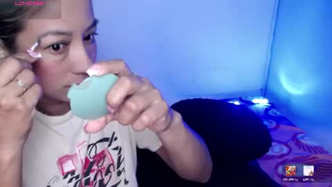 Snapshot of ninatinydoll1 chatting on July 3, 11:27 am ninatinydoll1 online show from July 3, 11:27 am