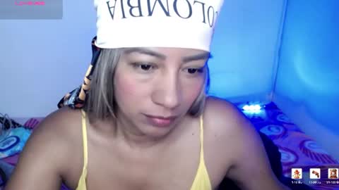 Snapshot of ninatinydoll1 chatting on July 7, 11:14 am ninatinydoll1 online show from July 7, 11:14 am