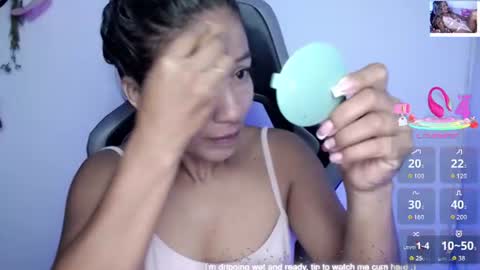 Snapshot of ninatinydoll1 chatting on July 31, 9:09 am ninatinydoll1 online show from July 31, 9:09 am