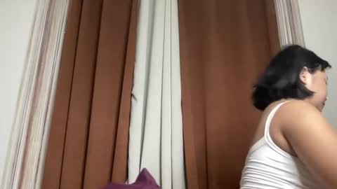 nini_luvskorn online show from June 16, 10:29 am