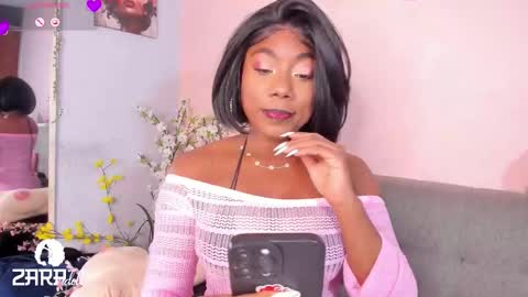 Snapshot of nini_martinii chatting on October 18, 2:40 pm NINI online show from October 18, 2:40 pm