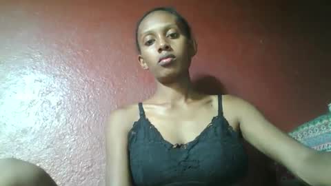 ninie246746 online show from January 26, 8:46 am