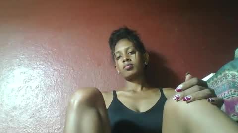 ninie246746 online show from February 10, 2:05 pm