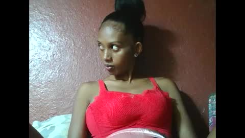 ninie246746 online show from February 22, 5:34 am