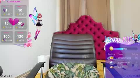 nina dee online show from January 29, 2:10 pm