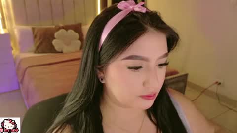 Nina online show from June 9, 1:12 pm