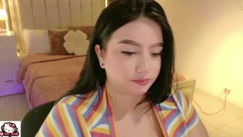 Nina online show from June 13, 2:48 pm