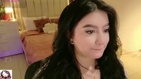 Nina online show from June 20, 1:36 pm