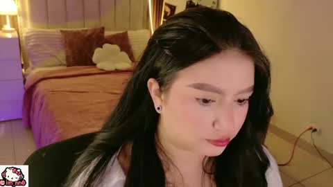 Nina online show from July 19, 1:15 pm
