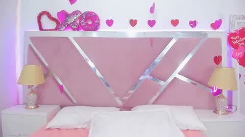 Ninna  online show from February 25, 5:47 pm