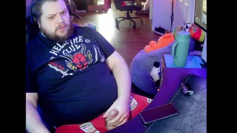 HungStepSon online show from April 19, 2:27 pm