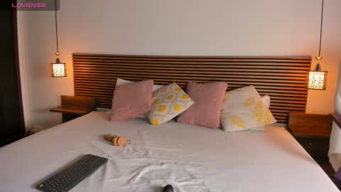 Snapshot of nitha_model chatting on November 5, 8:20 pm Nitha Gonzalez online show from November 5, 8:20 pm