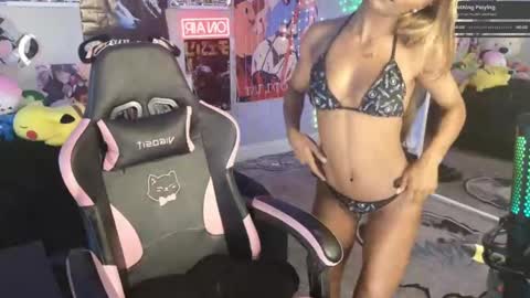 NIVIA WOLFE online show from March 4, 12:39 am