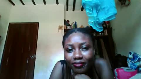 Snapshot of njerufaithwanja2000 chatting on December 22, 11:07 am faithi online show from December 22, 11:07 am