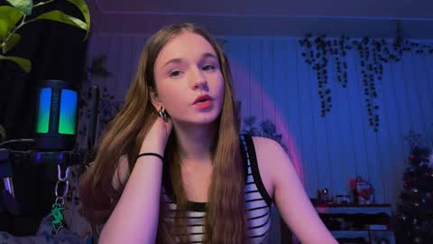 Snapshot of nloraaa chatting on February 2, 1:45 am Tears Lora online show from February 2, 1:45 am