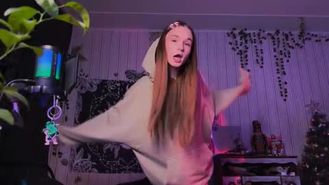 Snapshot of nloraaa chatting on February 14, 12:51 am Tears Lora online show from February 14, 12:51 am