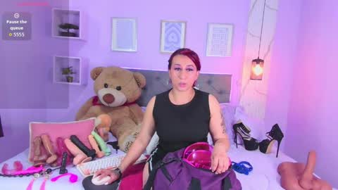 Snapshot of noa_001 chatting on May 31, 2:02 pm noa online show from May 31, 2:02 pm