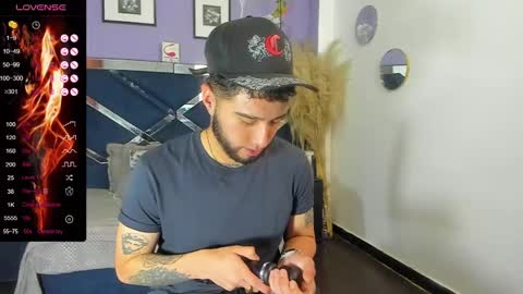 Snapshot of noa_bonucci chatting on February 26, 7:05 pm noa_bonucci online show from February 26, 7:05 pm