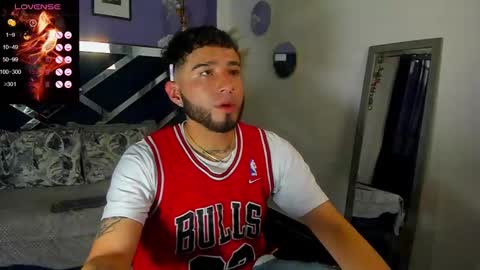 Snapshot of noa_bonucci chatting on March 2, 4:32 pm noa_bonucci online show from March 2, 4:32 pm