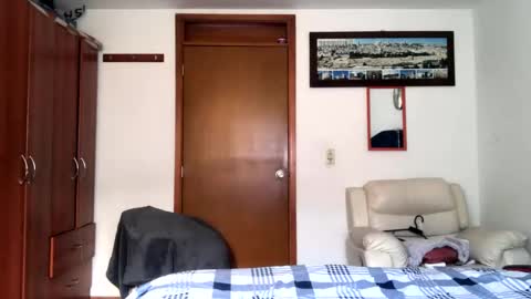 Snapshot of noa_bonucci chatting on March 5, 4:02 pm noa_bonucci online show from March 5, 4:02 pm