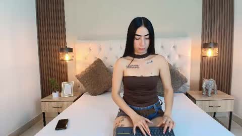 NATHALIA MORENO online show from June 20, 12:19 pm