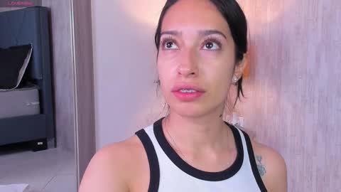 Noah  online show from December 15, 4:06 am