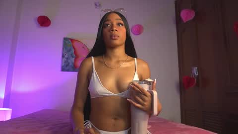 noah_0814 online show from February 19, 3:02 am