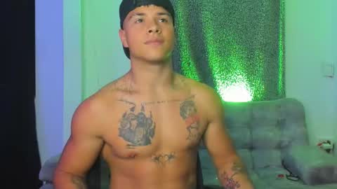 noah_223 online show from November 11, 1:05 am