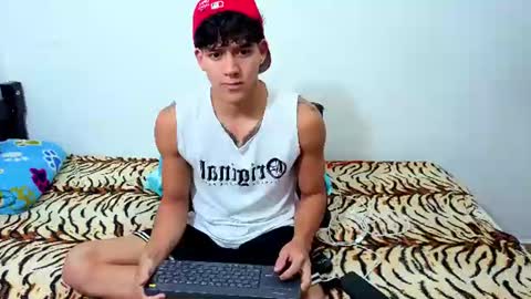 Noah online show from June 20, 5:16 pm