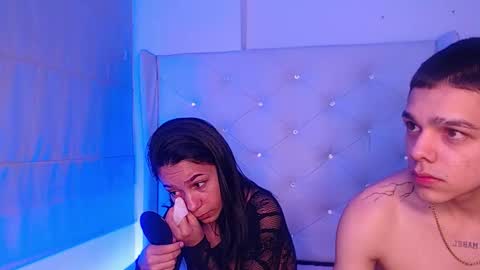 Zoe  online show from December 17, 3:56 am