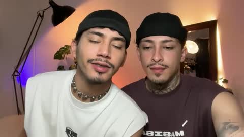 noah_and_steven online show from May 5, 3:42 pm