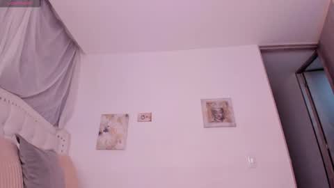 Snapshot of noah_beck42 chatting on September 29, 11:31 pm Sara online show from September 29, 11:31 pm