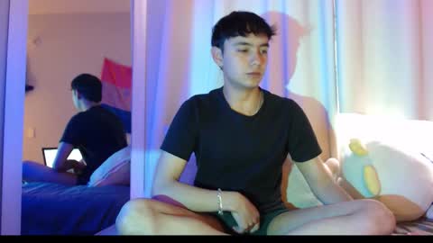 Snapshot of noah_blaze chatting on October 23, 9:24 pm Noah Blaze online show from October 23, 9:24 pm